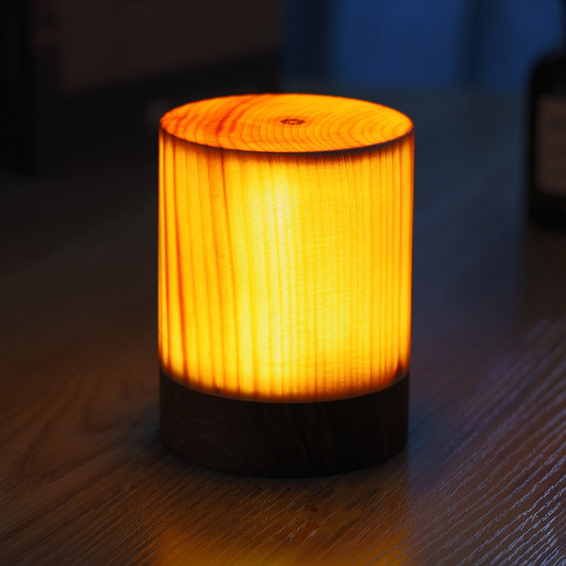 Stylische LED Tischlampe - WoodGlow | Karnz