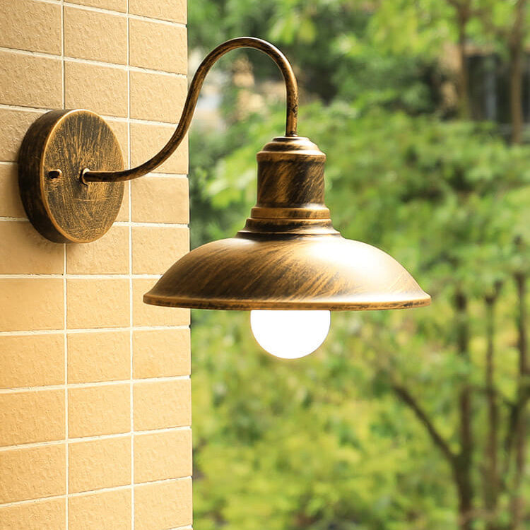 Retro Loft Dome Eisen Außen Wasserdicht 1-Licht Gebogene Arm Wand Sconce Lampe | Karnz