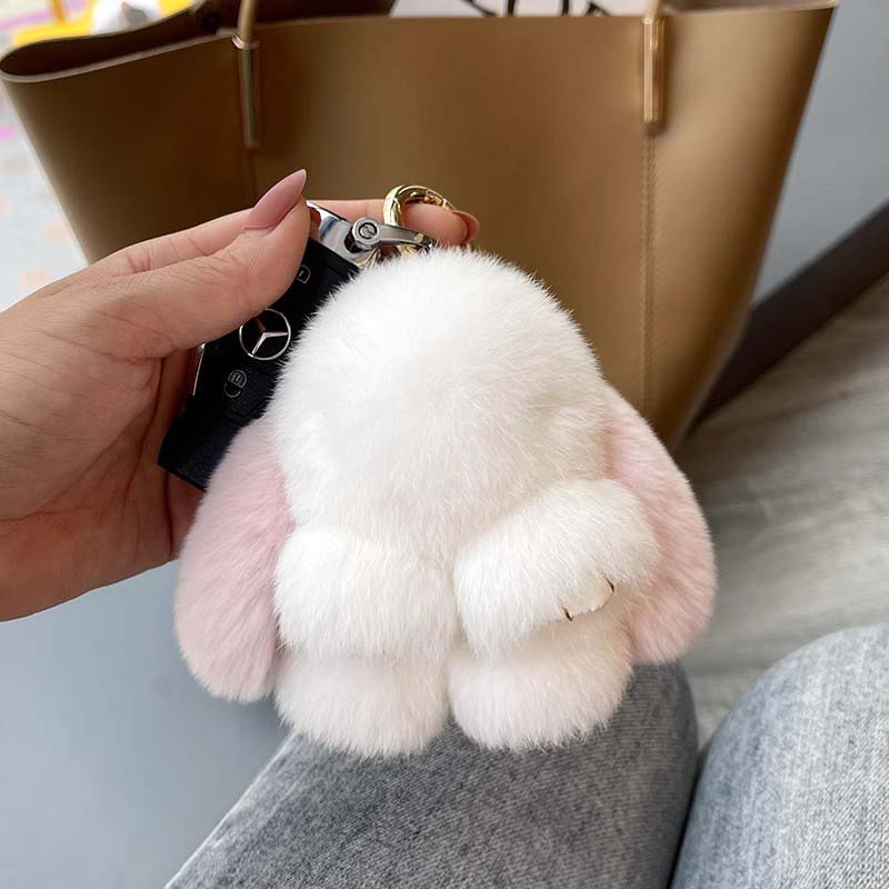 Handgefertigte Schlüsselanhänger mit weichem Hasen-Pompon (Box-Edition)