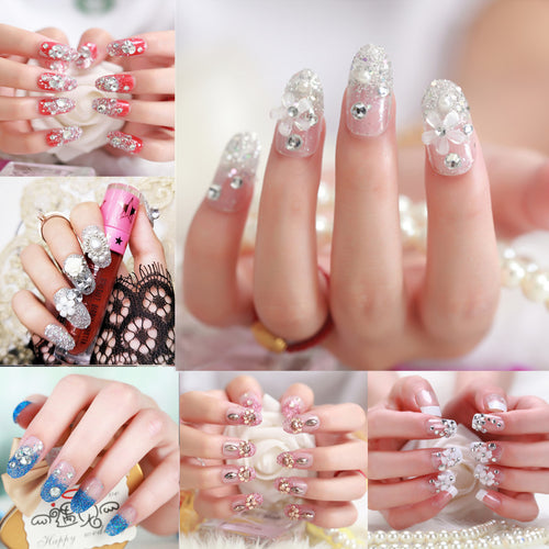 Kunstnägel mit filigranen Blumenverzierungen Karnz