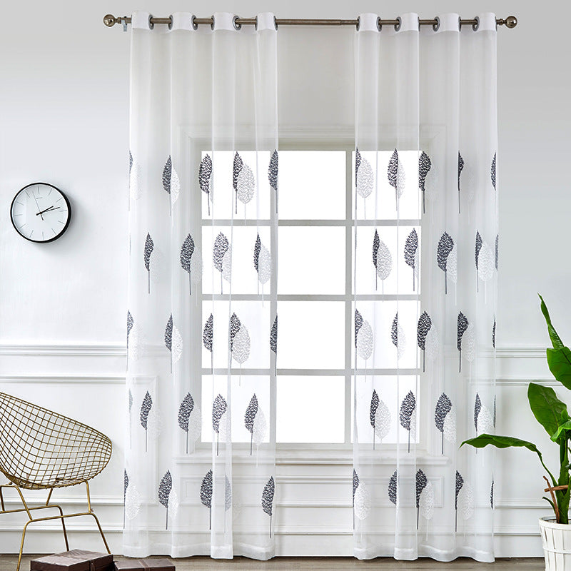 Transparenter Voile‑Vorhang mit besticktem Blattmotiv und Ösenaufhängung Karnz