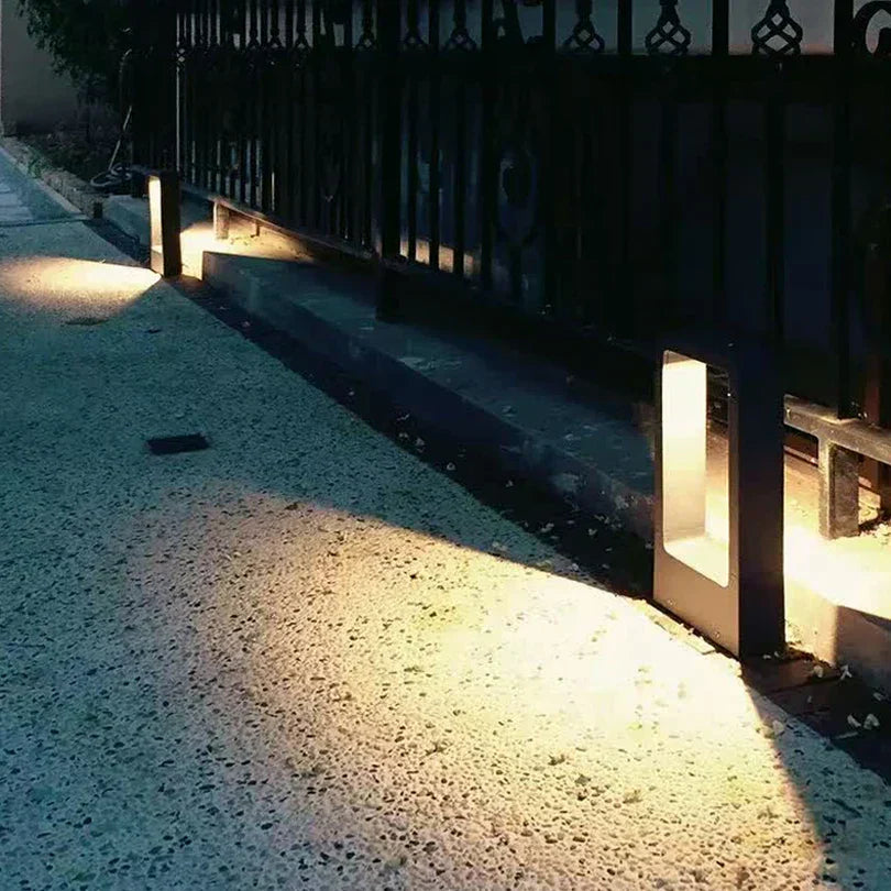 LuminaraBeam – Premium-Bodenstrahler für atemberaubende Außenbeleuchtungslösungen