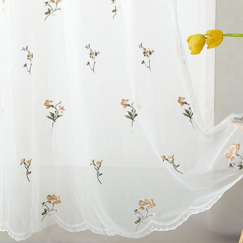 Elegante und Luftige Gardine