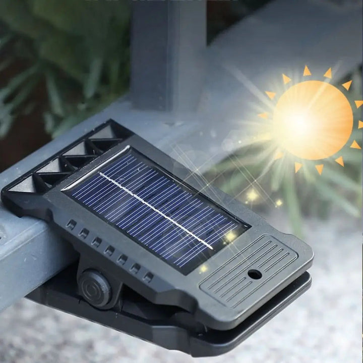BlazeClip Solarleuchte — Klar Licht für mehr Sicherheit und Freiheit bei jedem Schritt | Karnz