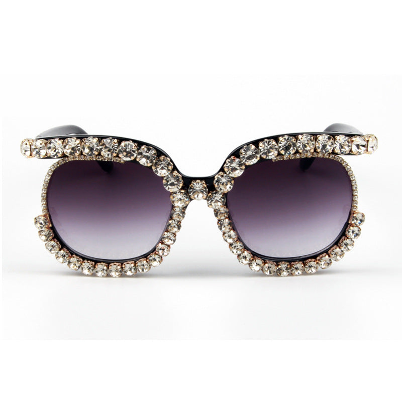 Damen stilvolle Oversize-Sonnenbrille mit funkelnden Strass-Applikationen Karnz