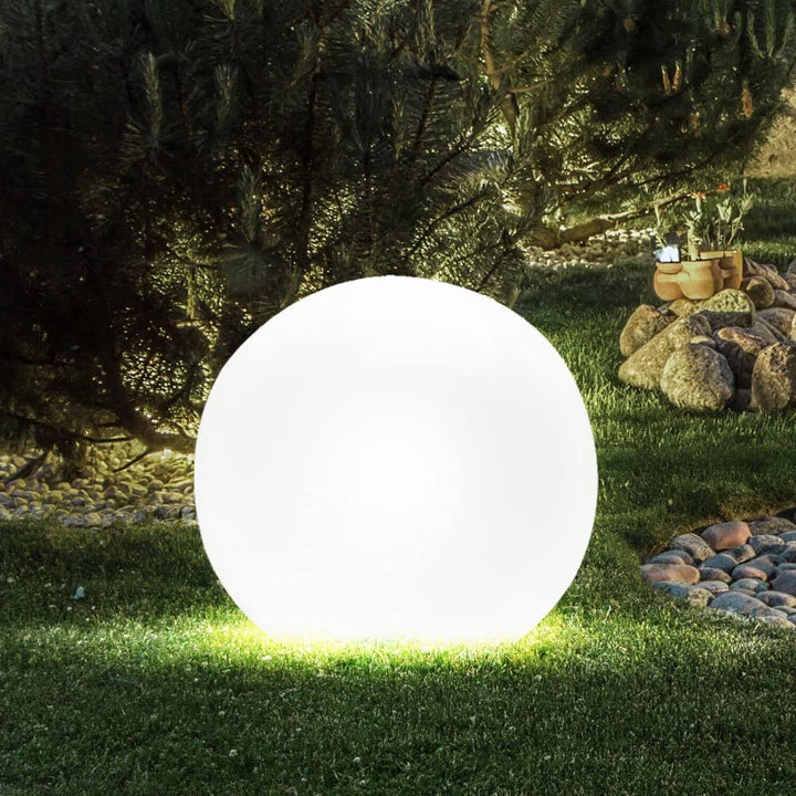 Mehrfarbige LED-Sphären-Gartenlampe mit Fernbedienung