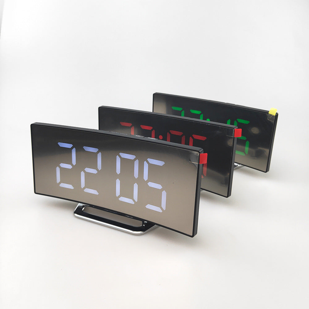 Digitaler LED-Wecker im modernen Design Karnz