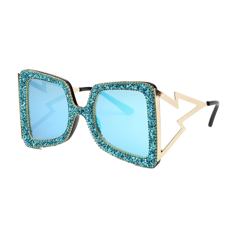 Damen übergroße Sonnenbrille mit glitzerndem Kristallrahmen Karnz