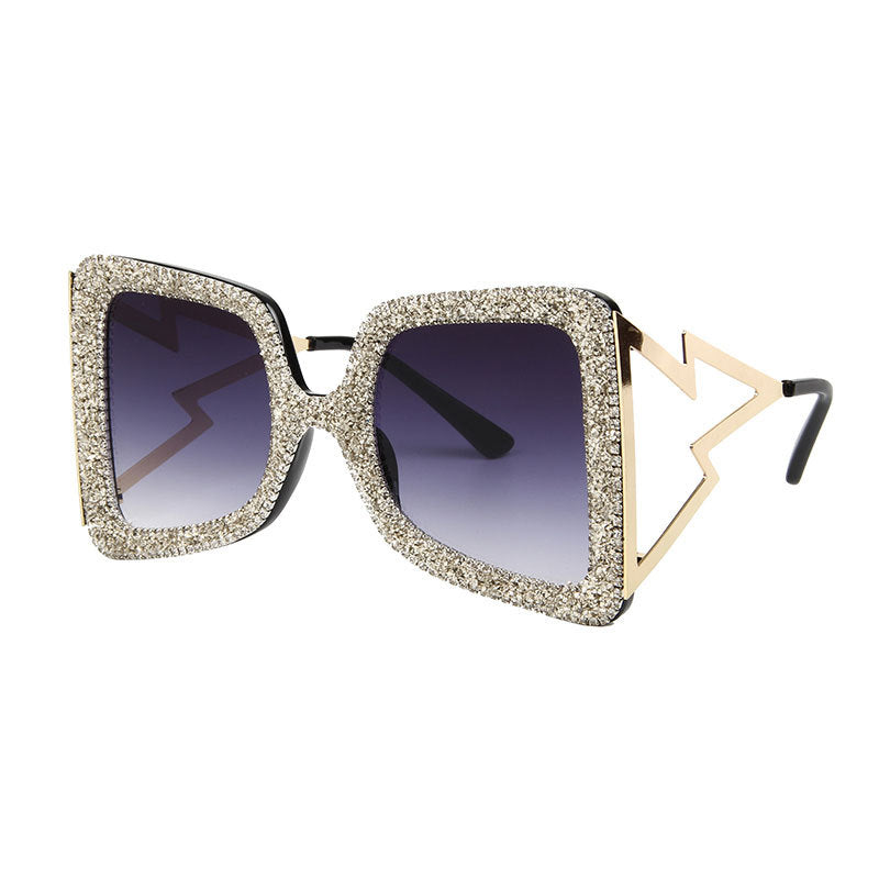 Damen übergroße Sonnenbrille mit glitzerndem Kristallrahmen Karnz