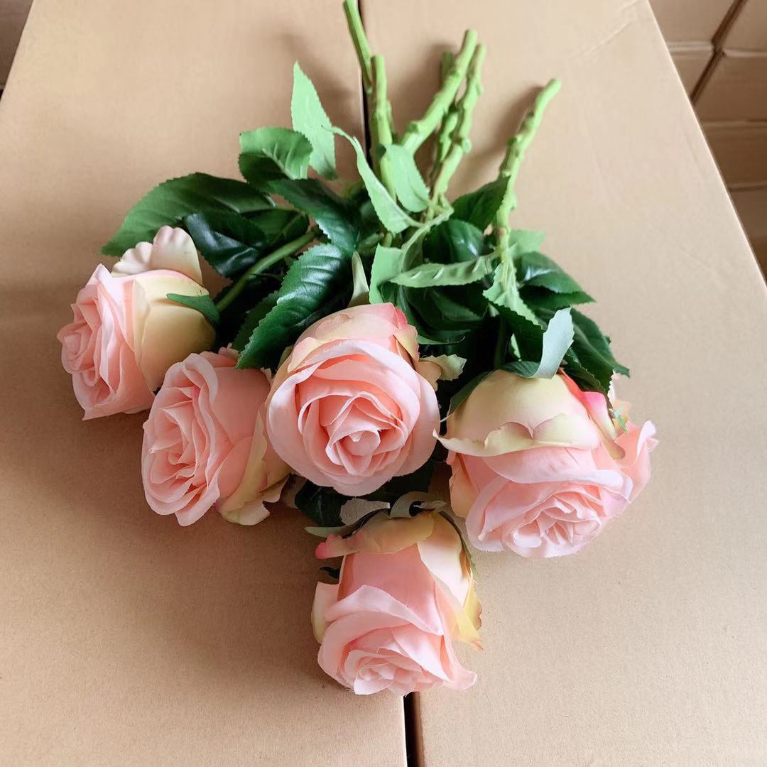 Lebensechter Seidenblumenstiel
