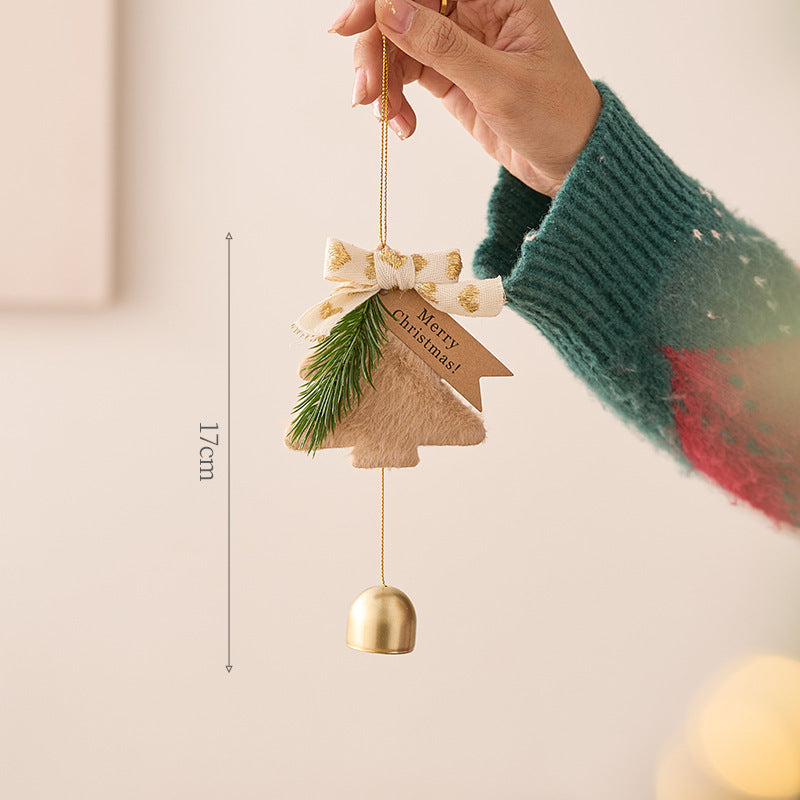 Weihnachtlicher Glocken-Anhänger mit Kranz