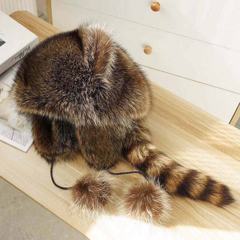 Niedliche Plüschmütze mit Waschbärschwanz aus Kunstfell für Eltern und Kind