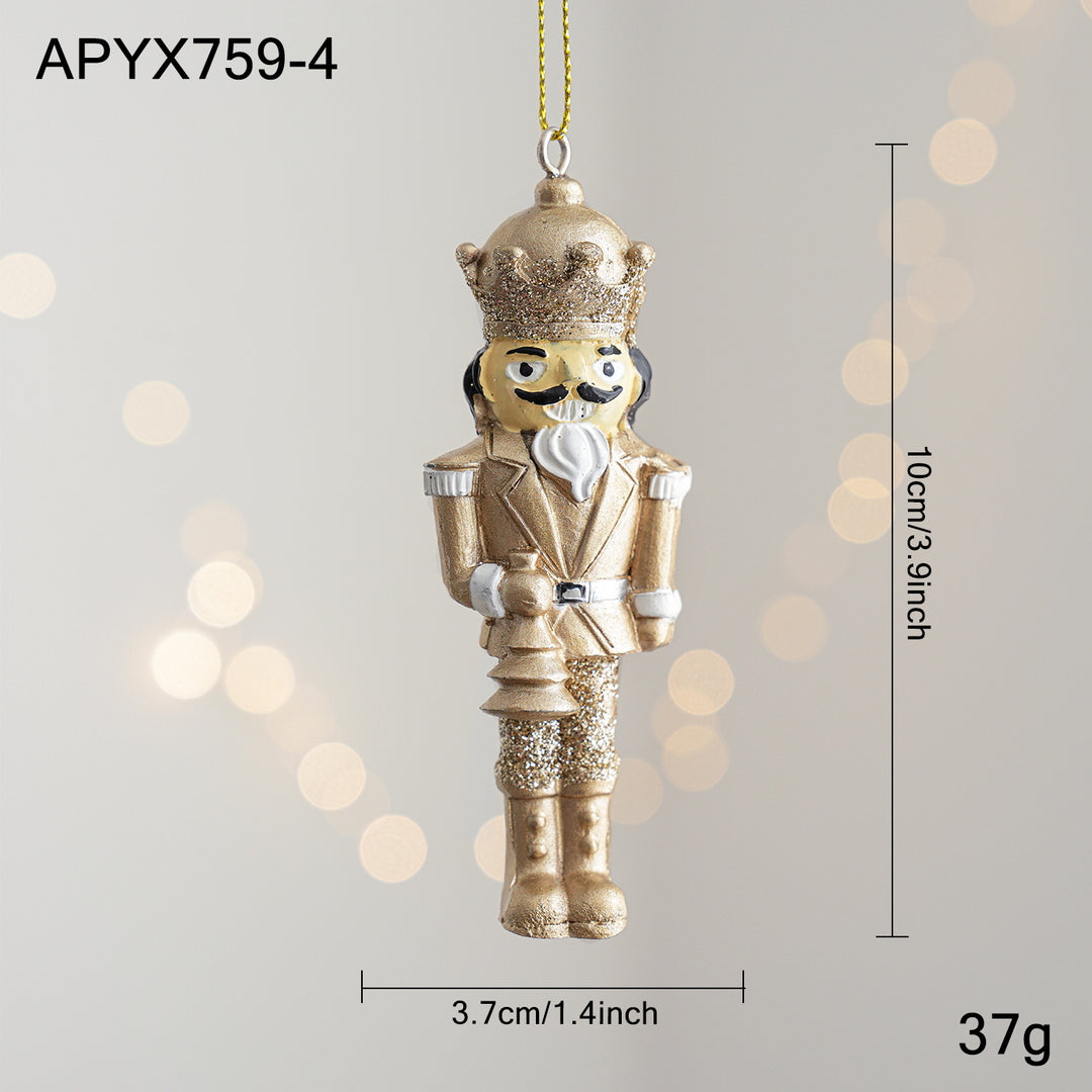 Goldener Nussknacker-Anhänger aus Kunstharz für den Weihnachtsbaum