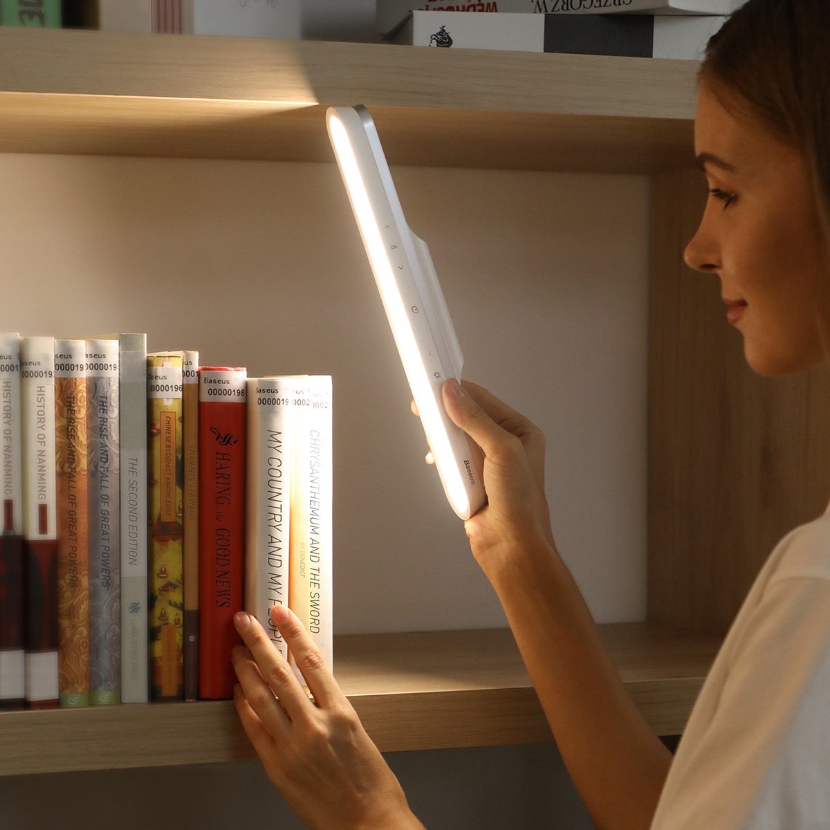 GlowLine – Minimalistische LED-Lichtleiste mit innovativer Funktionalität
