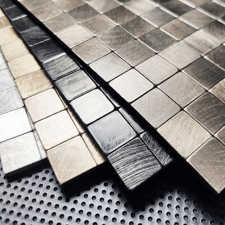 Mosaikfliesen Tapete Zeitgenössische Abzieh- und Klebetapete mit quadratischer Form