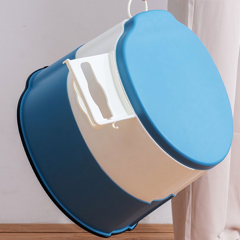 Zeitgenössische Kunststoff-Wandtoilette mit Toilettensitz für das Badezimmer