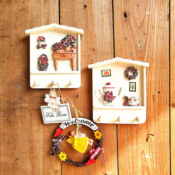 Dekorativer Wandhaken mit Blumenmuster
