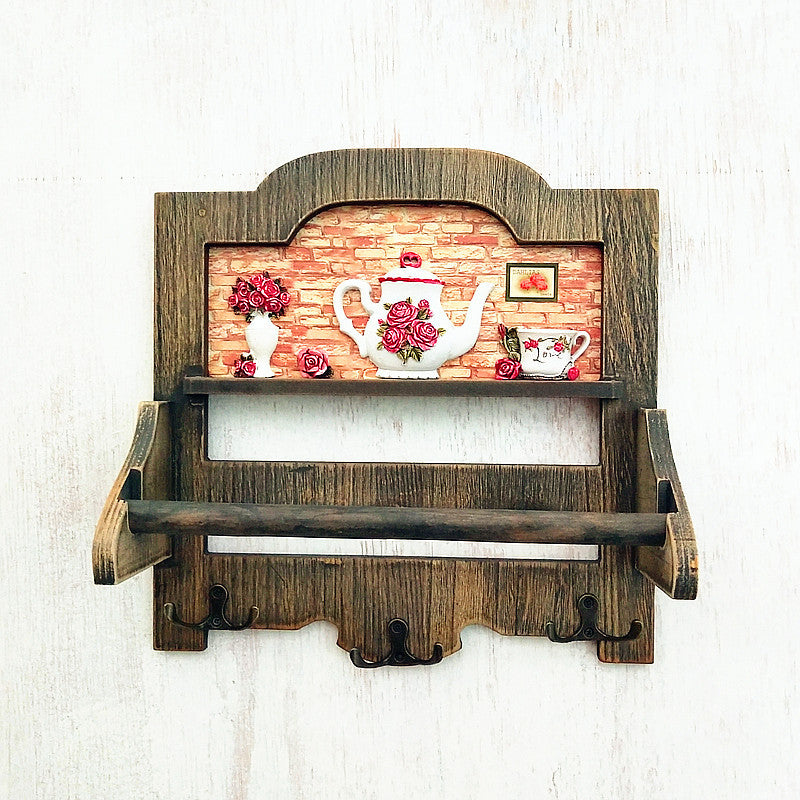 Rustikale Holzwandregal mit Haken