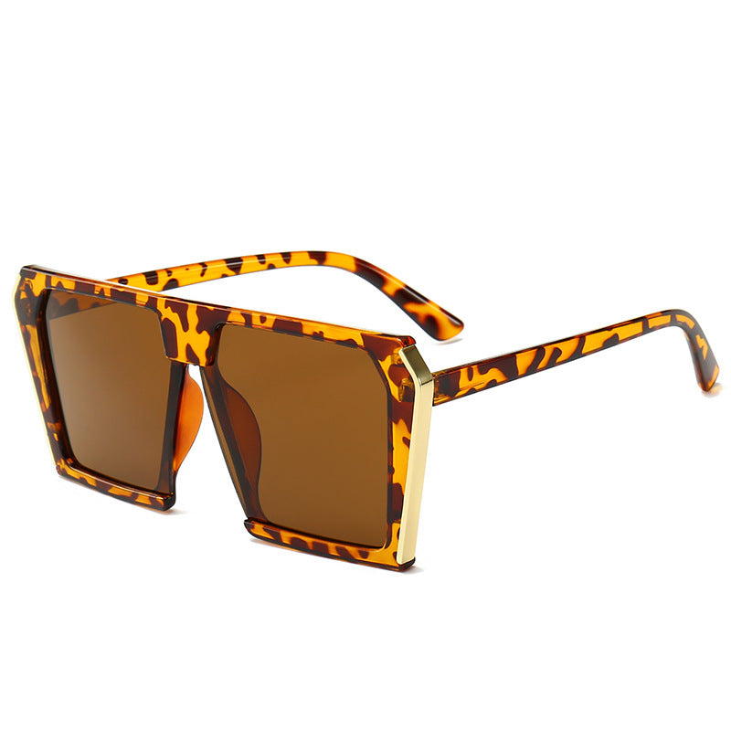 Damen stilvolle geometrische Sonnenbrille im kantigen Design Karnz
