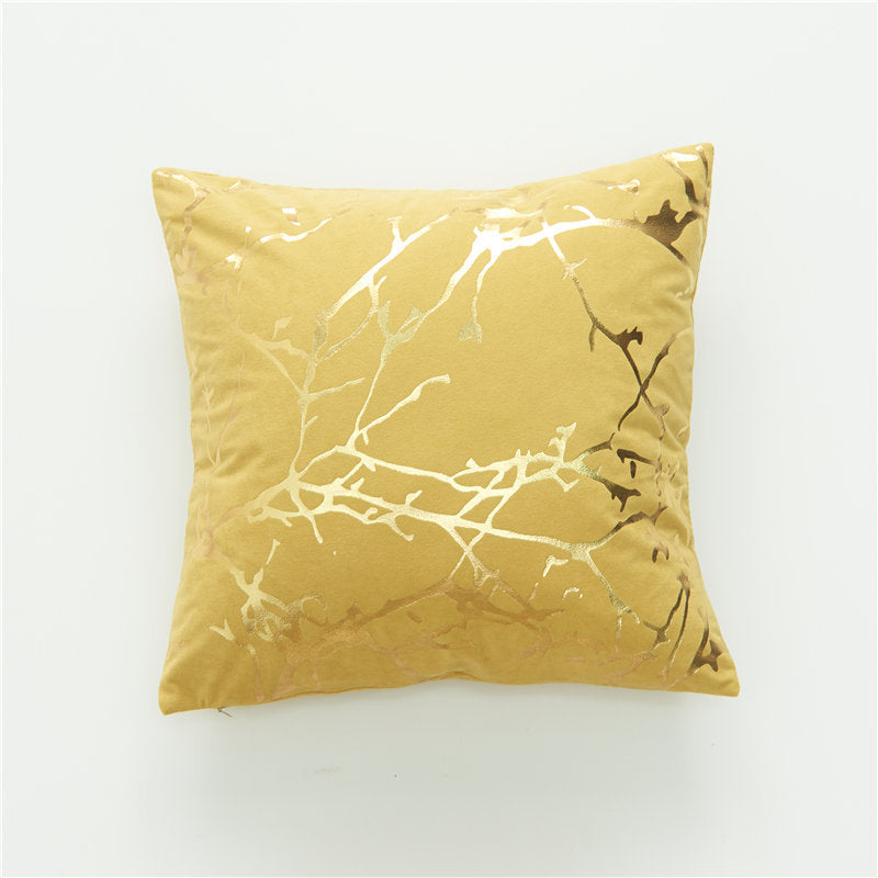 Dekokissen mit Goldfolie-Design