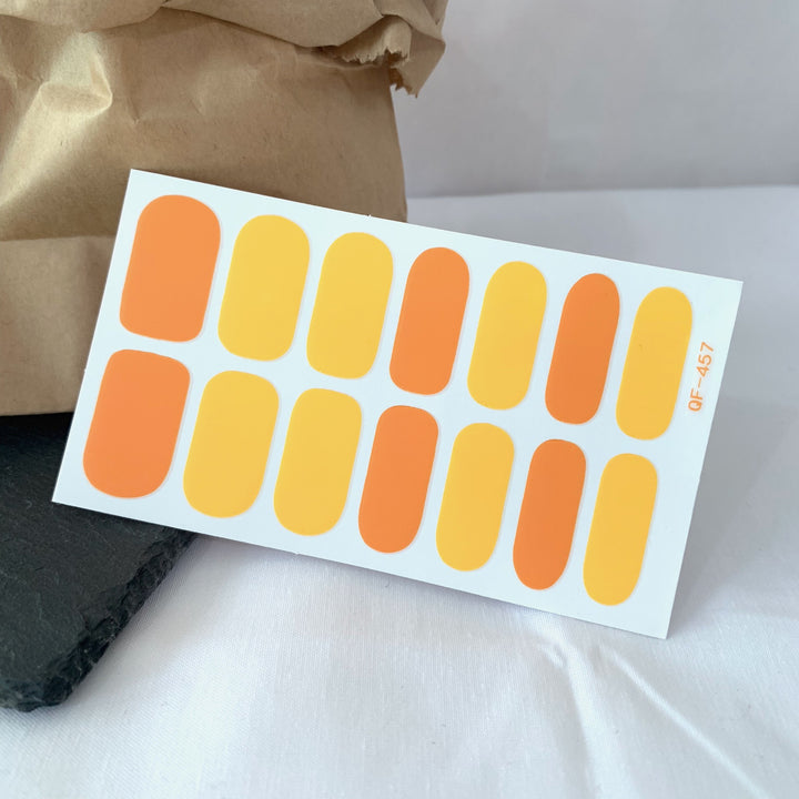 Kunstvolle Nagelaufkleber Karnz