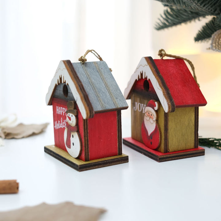 Dekorative Retro-Holzhütte mit Weihnachtsmotiv