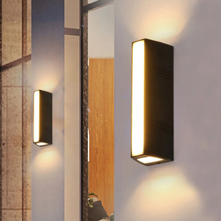 Wasserdichte LED-Wandlampe für Außenbereiche - GlowGuard, energieeffizient und wetterbeständig, ideal für Terrasse und Garten | Karnz
