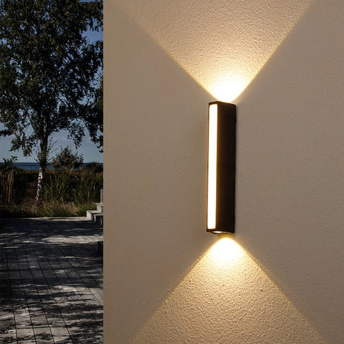 Stilvolle LED-Außenwandleuchte