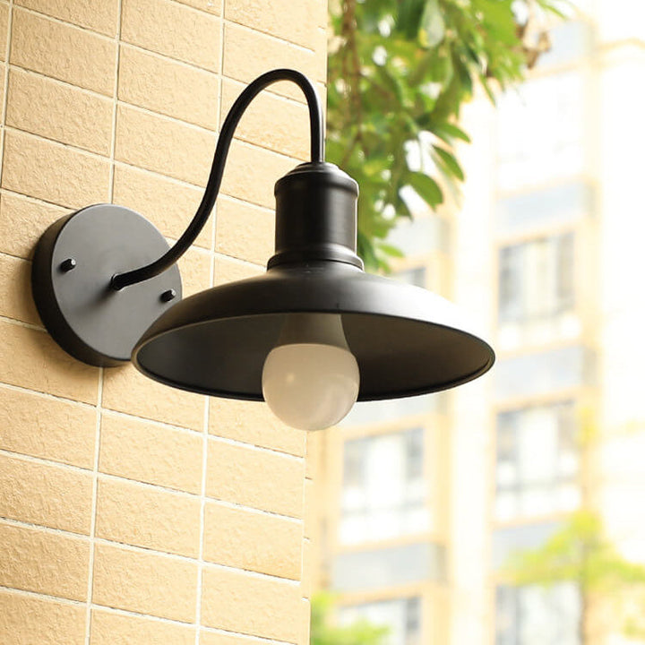 Retro Loft Dome Eisen Außen Wasserdicht 1-Licht Gebogene Arm Wand Sconce Lampe | Karnz