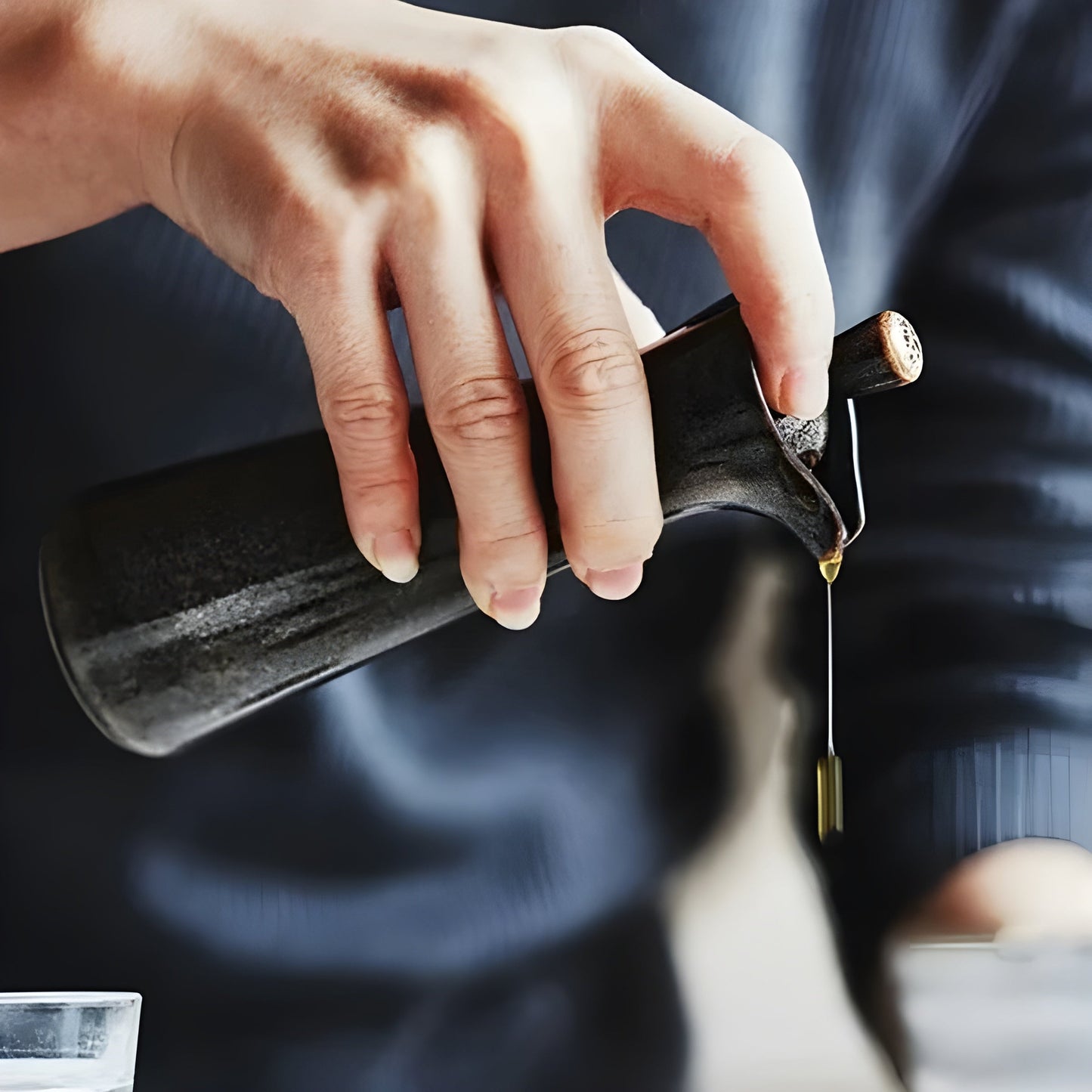 Öl- und Gewürzflasche aus Keramik – Stilvoll und aromabewahrend | Ideal für Küche und Esszimmer