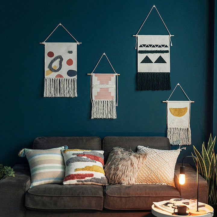 Handgewebter Wandbehang und Tischläufer aus Baumwollmix mit geometrischem Treppenmuster und langen Fransen Karnz