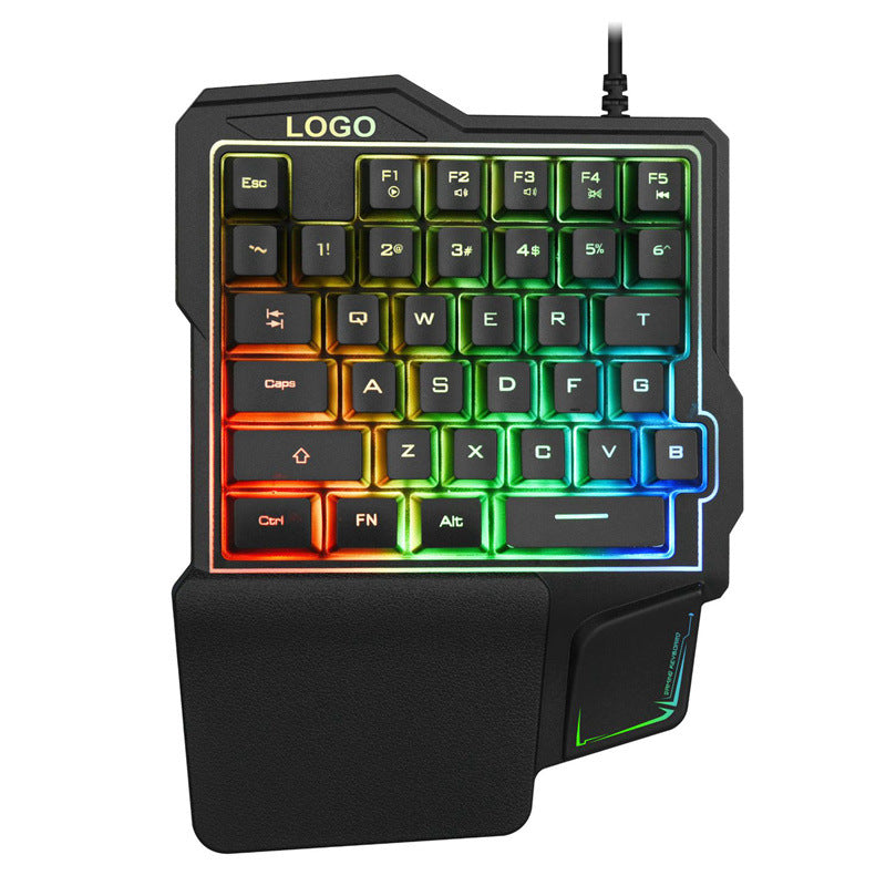 Kompakte Gaming-Tastatur mit RGB-Hintergrundbeleuchtung und ergonomischer Handballenauflage Karnz