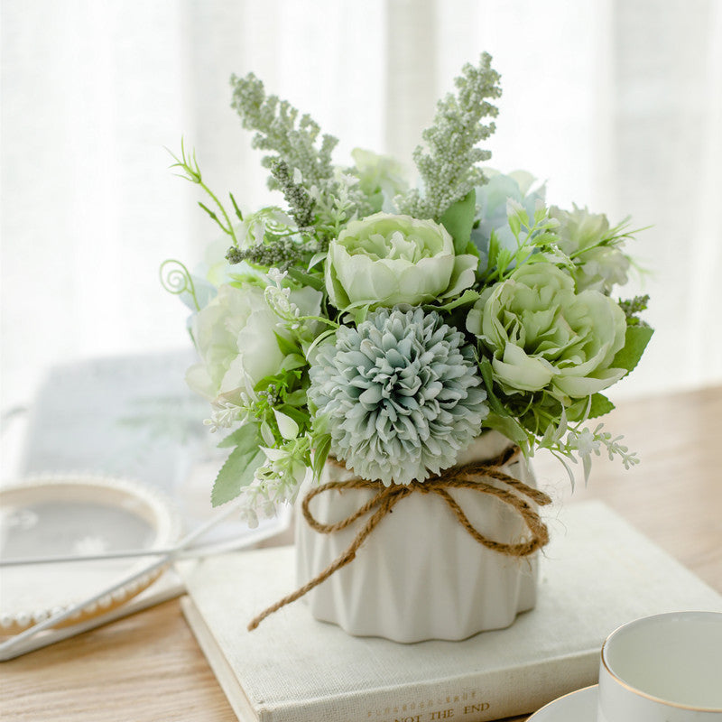 Elegante Blumenarrangement