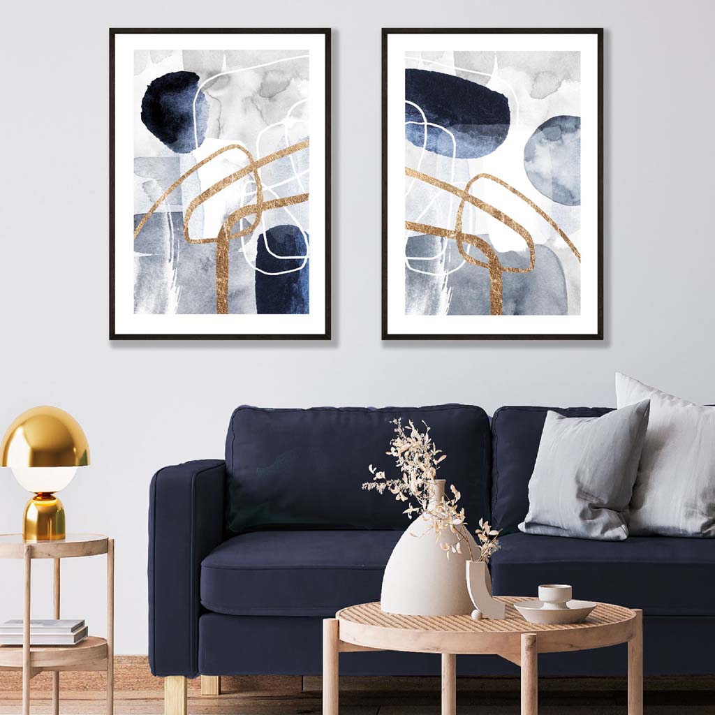 Set mit 2 Kunstdrucken im abstrakten Rahmendesign in Blau und Gold