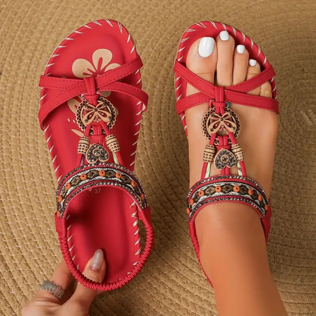Zeyla – Boho Strass Schmetterling Flache Sandalen