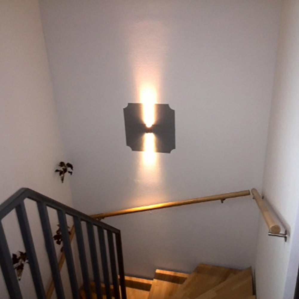 Moderne Einfachheit Wasserfest Aluminium Kubische LED Wandlampe Für Außenpatio | Karnz