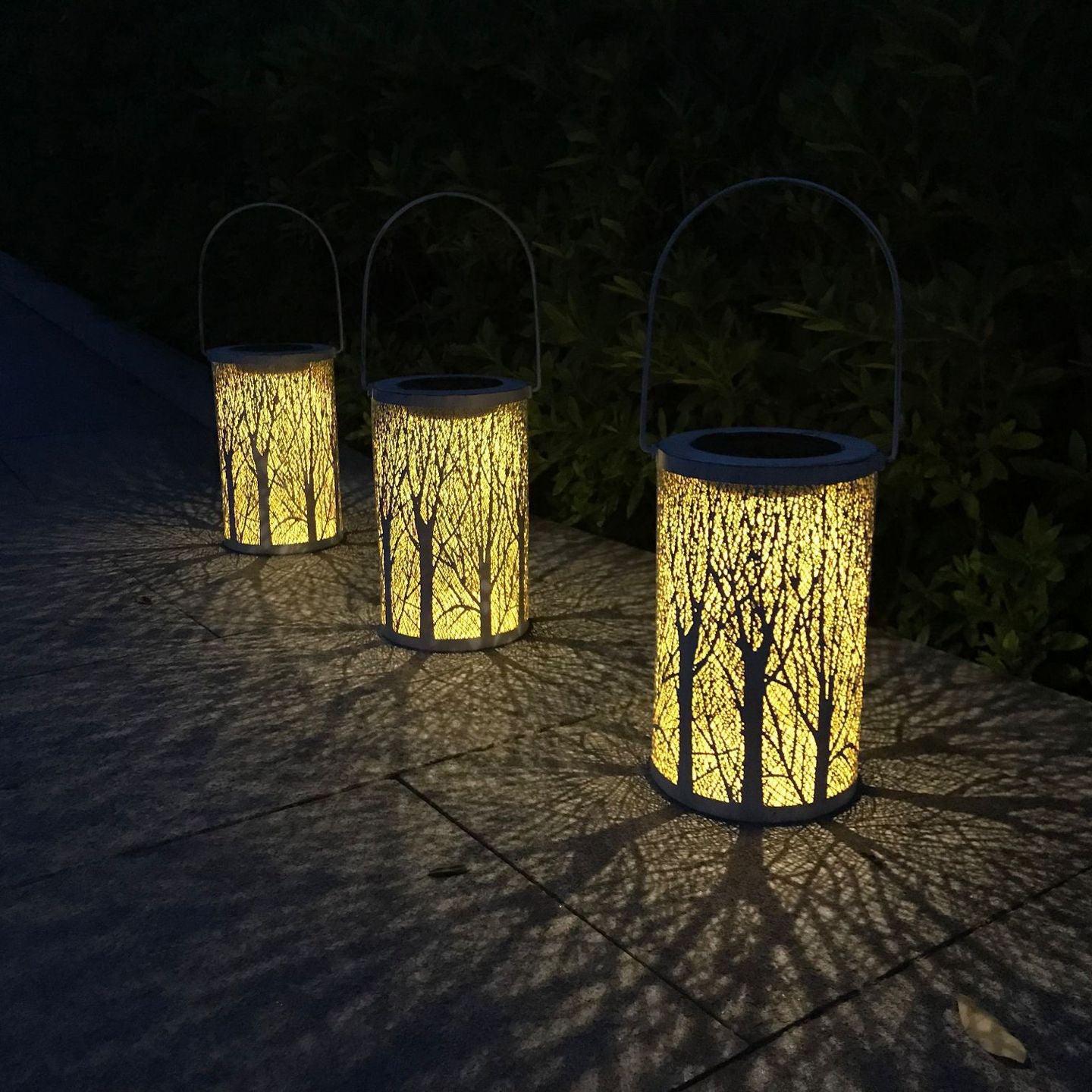 Moderne Art Deco Solar Zylinder Skelett Laterne Eisen LED Außen Landschaft Licht Für Garten | Karnz