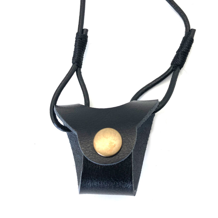 Vielseitiger Brillenhalter Karnz