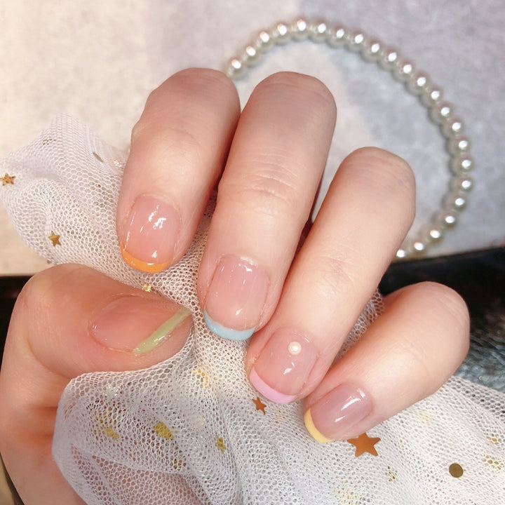 Kreative Nagelkunst mit Pastellfarben Karnz