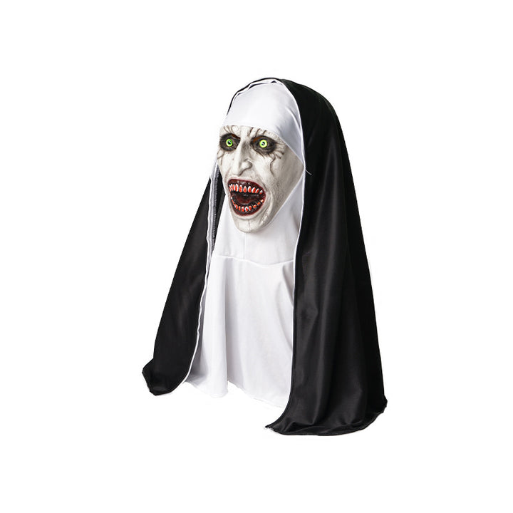 Horrormaske Nonne aus Latex mit realistischer Gesichtsprofilierung und Stoffkapuze