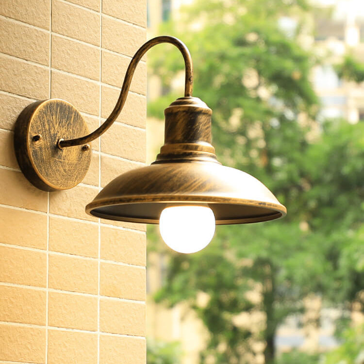 Retro Loft Dome Eisen Außen Wasserdicht 1-Licht Gebogene Arm Wand Sconce Lampe | Karnz