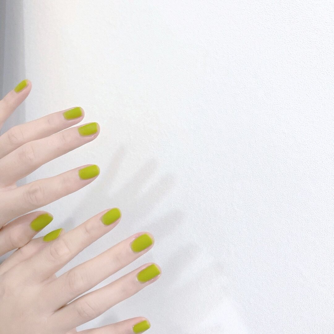 Künstliche Nagelkunst im modernen Stil Karnz