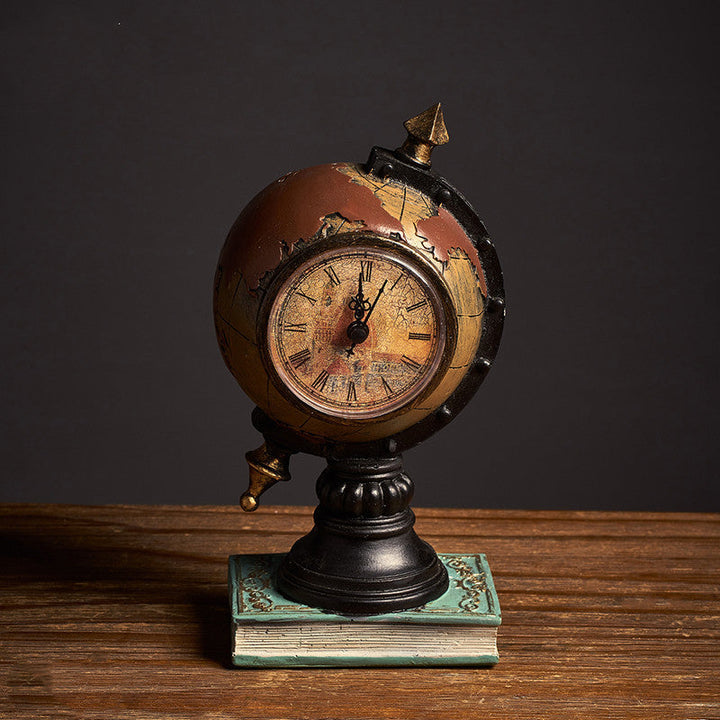 Retro Globe Clock | Karnz