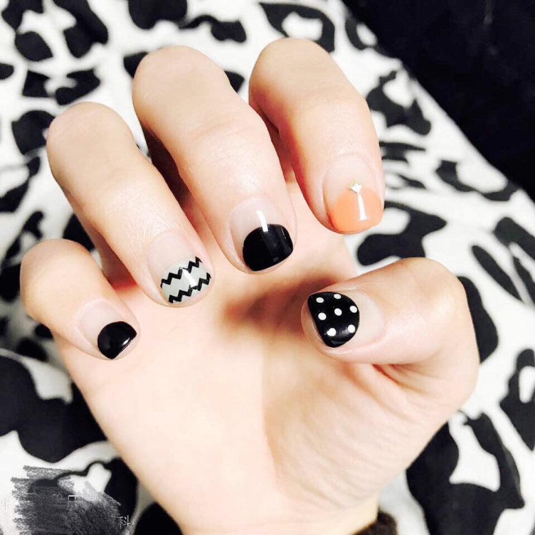 Künstlerisches Design Press-On Nail Set