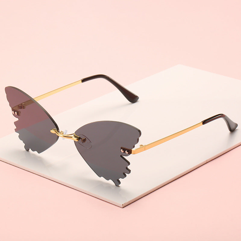 Schmetterlingsform Statement Sonnenbrille Karnz
