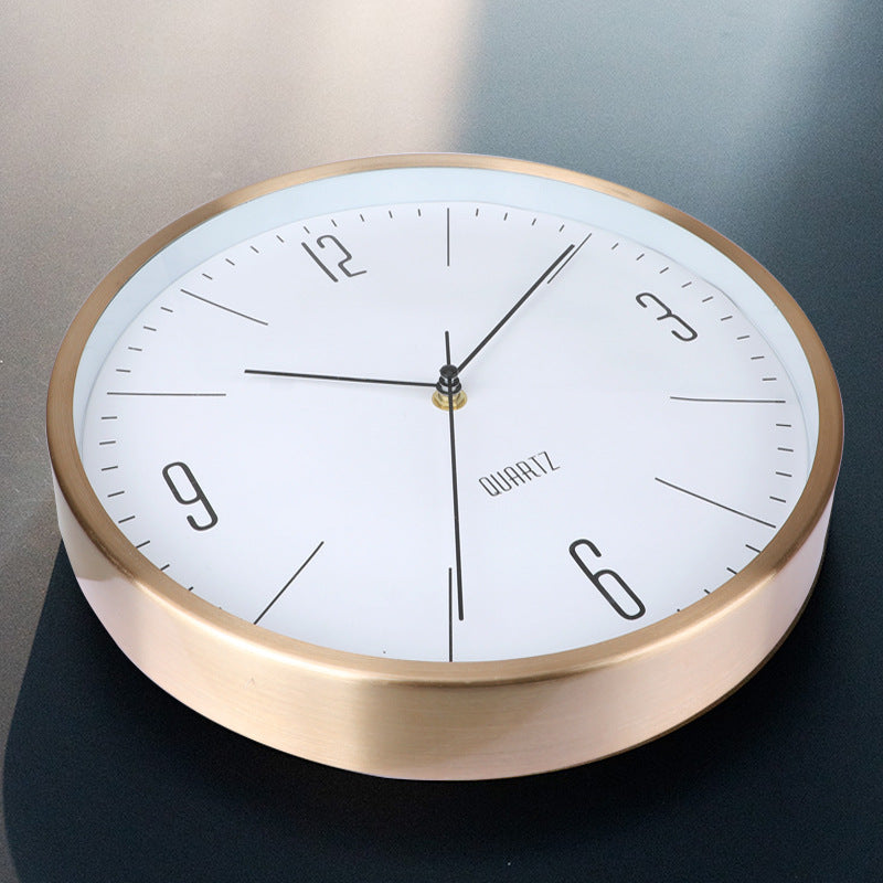 Wanduhr im modernen Design Karnz