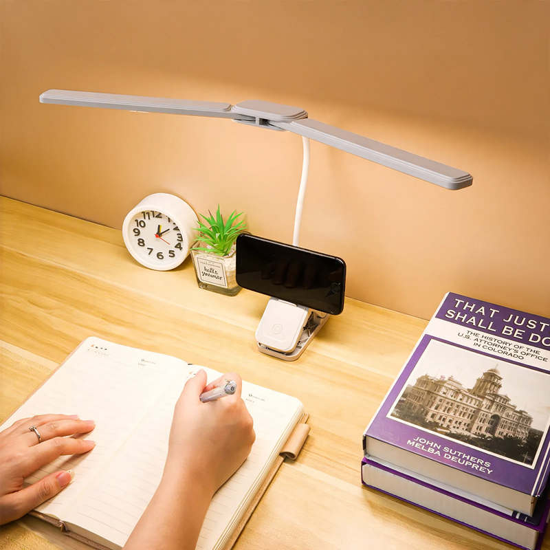 LED-Klemmlampe für Schreibtisch und Bett