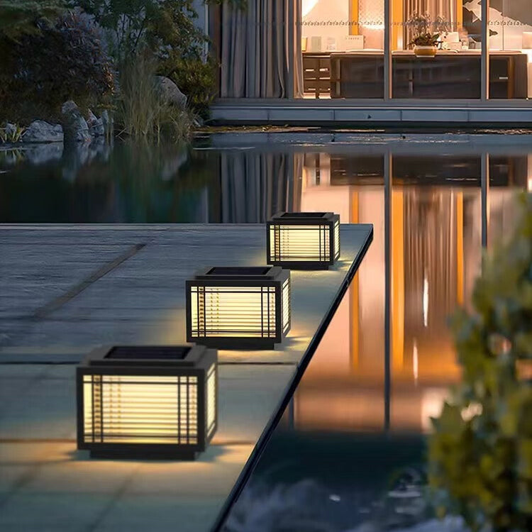 Traditionelle chinesische quadratische Aluminium-Glas 1-Licht Post Kopf Licht für Garten | Karnz