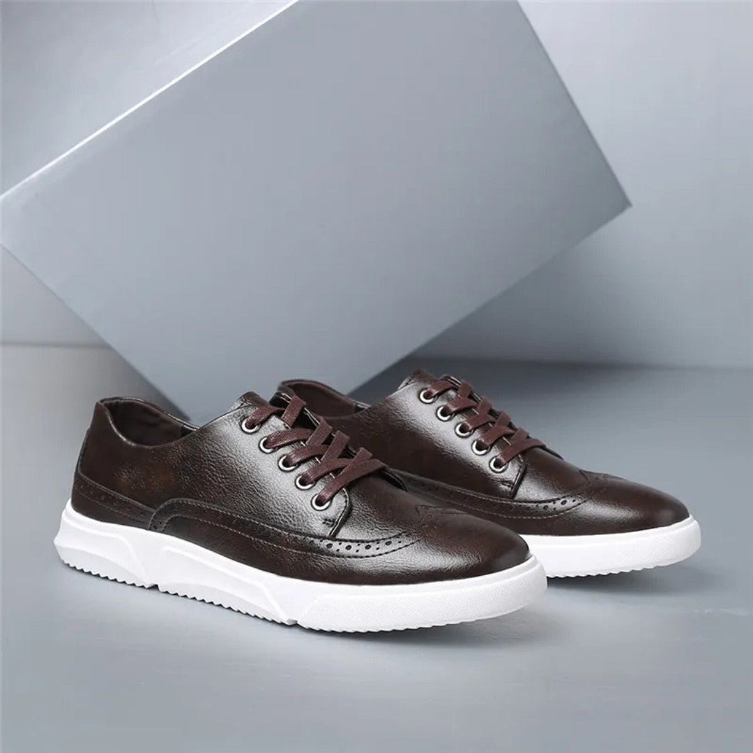 Leder Brogue Sneaker mit Gummisohle