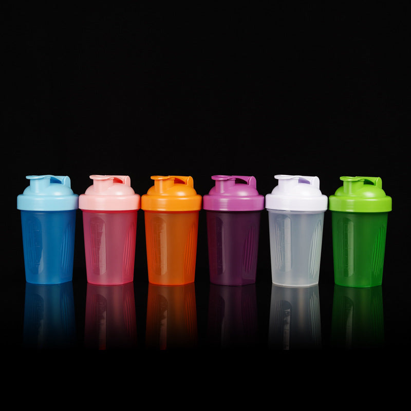 Unisex Shakerflasche mit Auslaufschutz und Messskala Karnz
